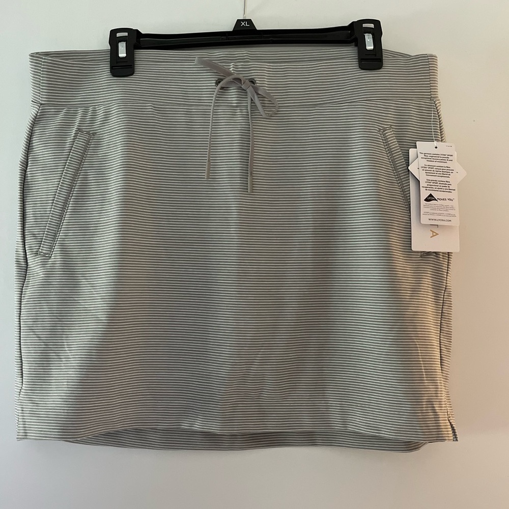 Athleta skirt